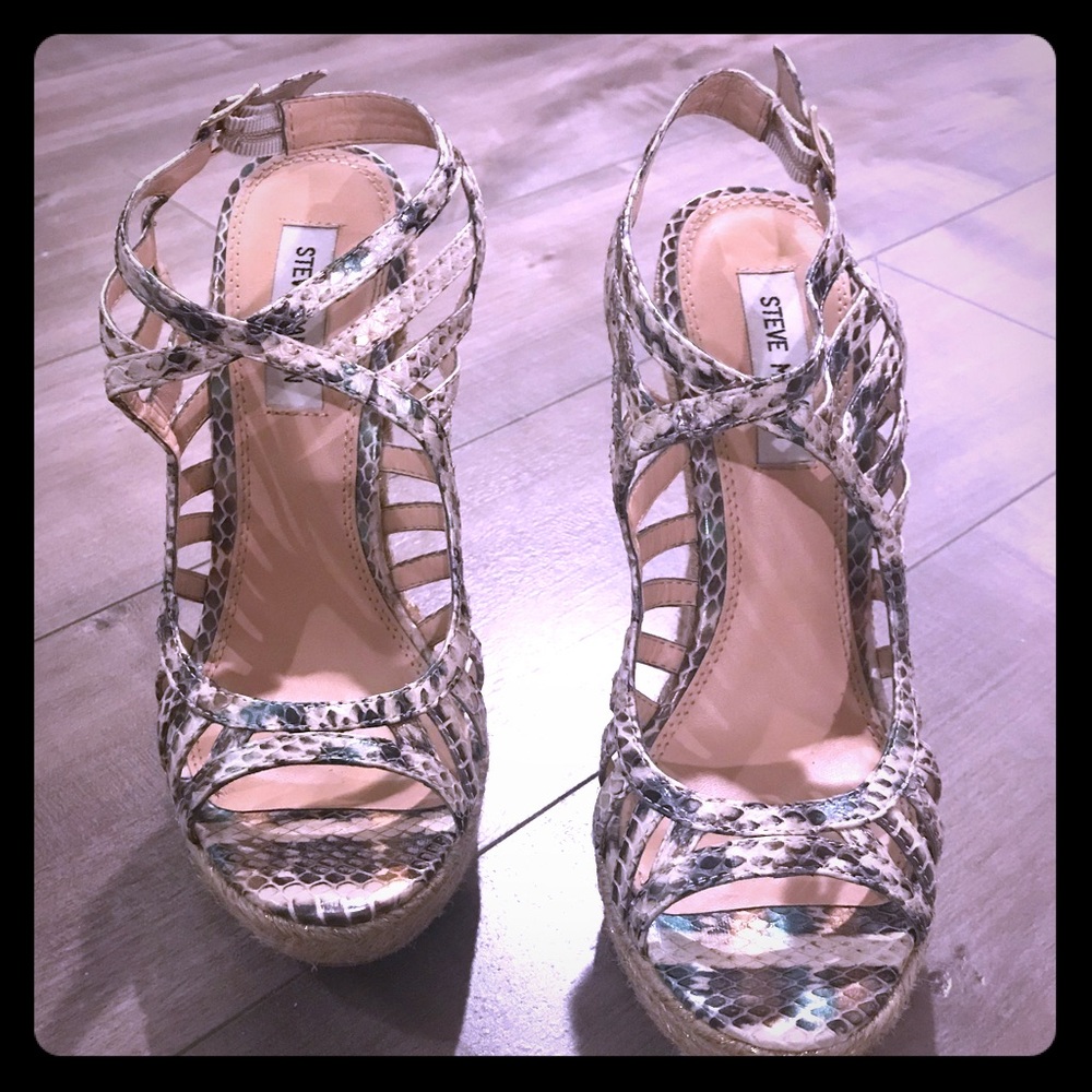 Steve Madden wedges